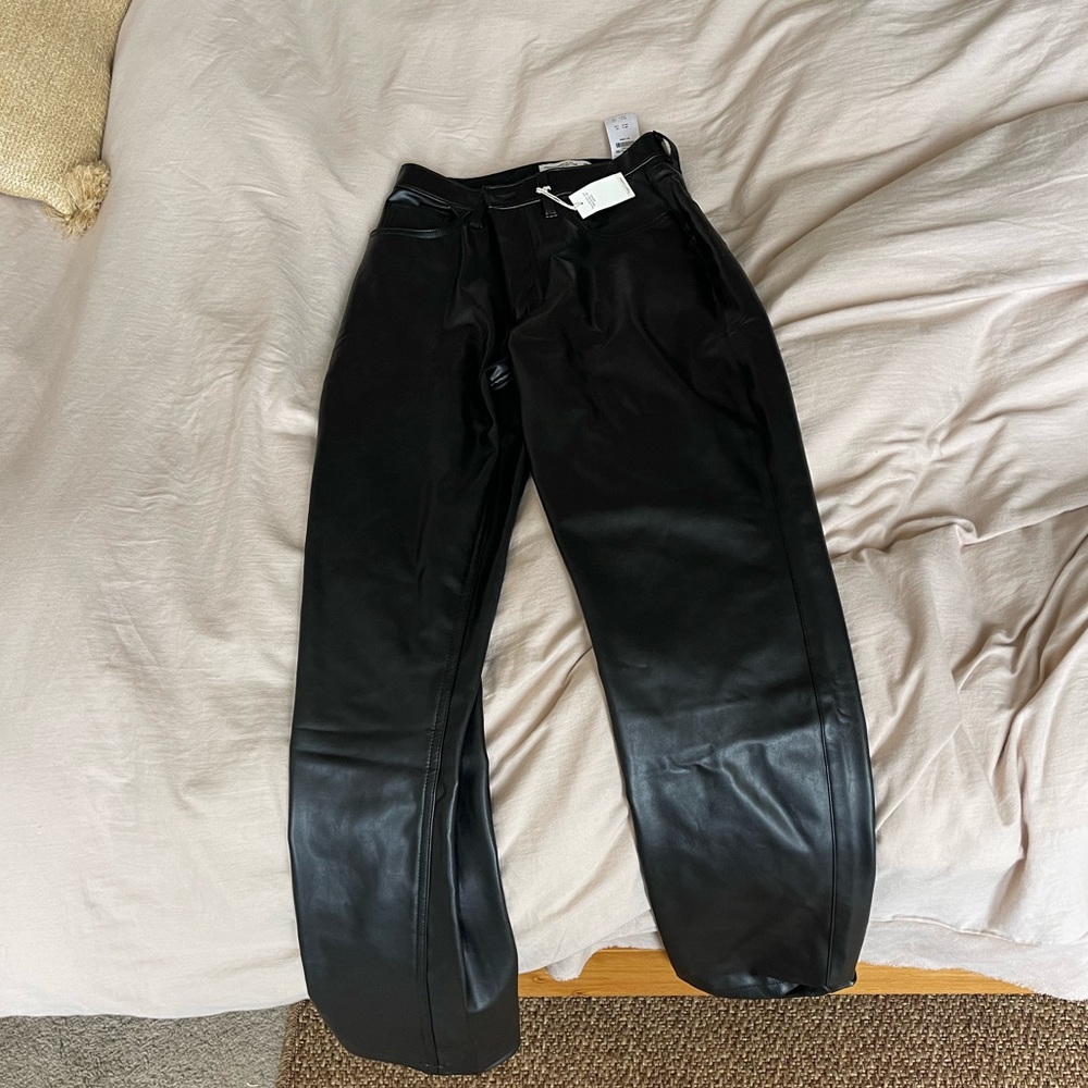 The 90s straight ultra high rise leather pant
